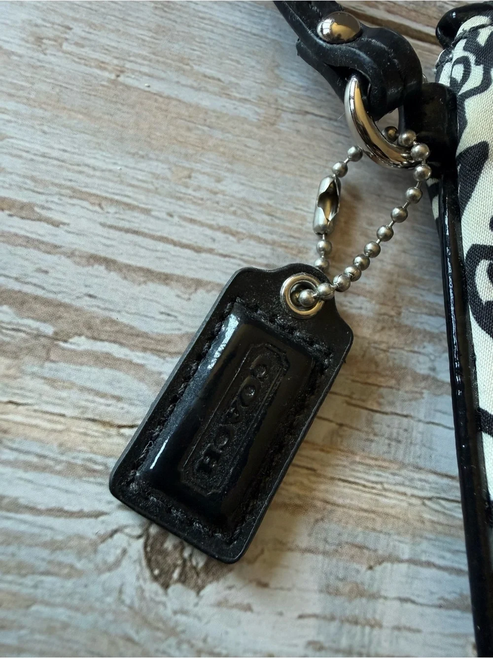 Coach wristlet white